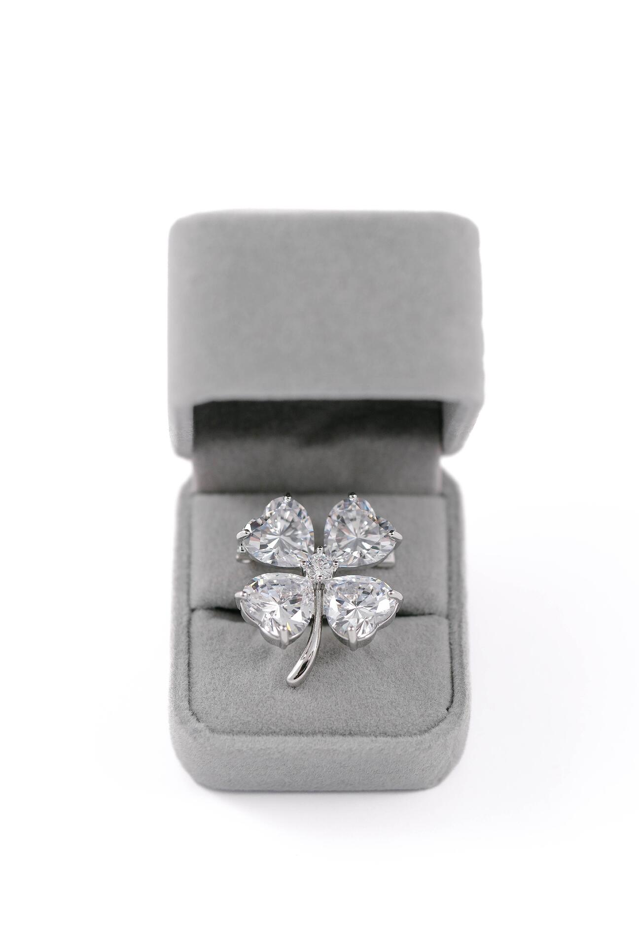 Silver clover brooch