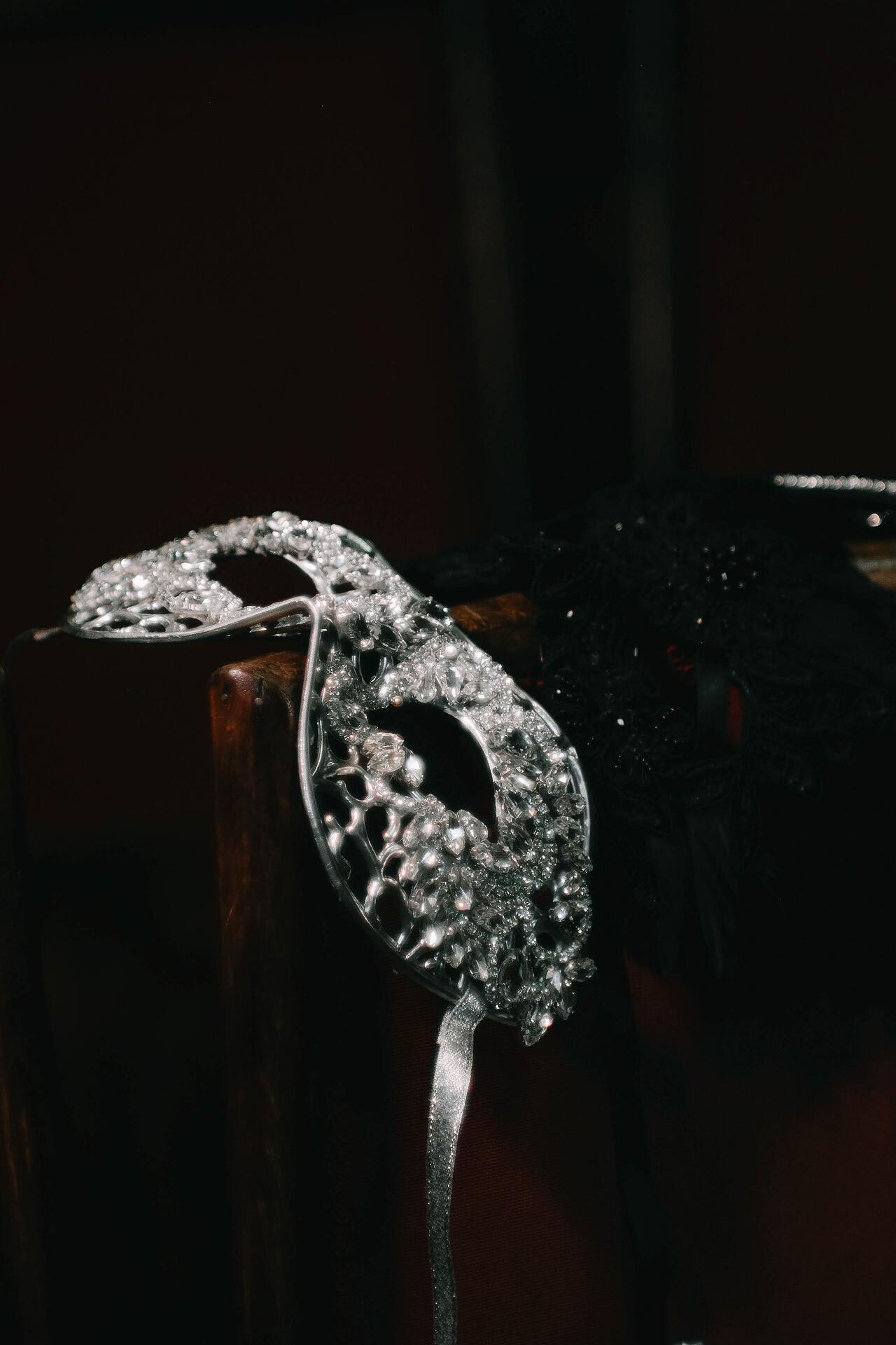 Silver stage mask with stones: Diora