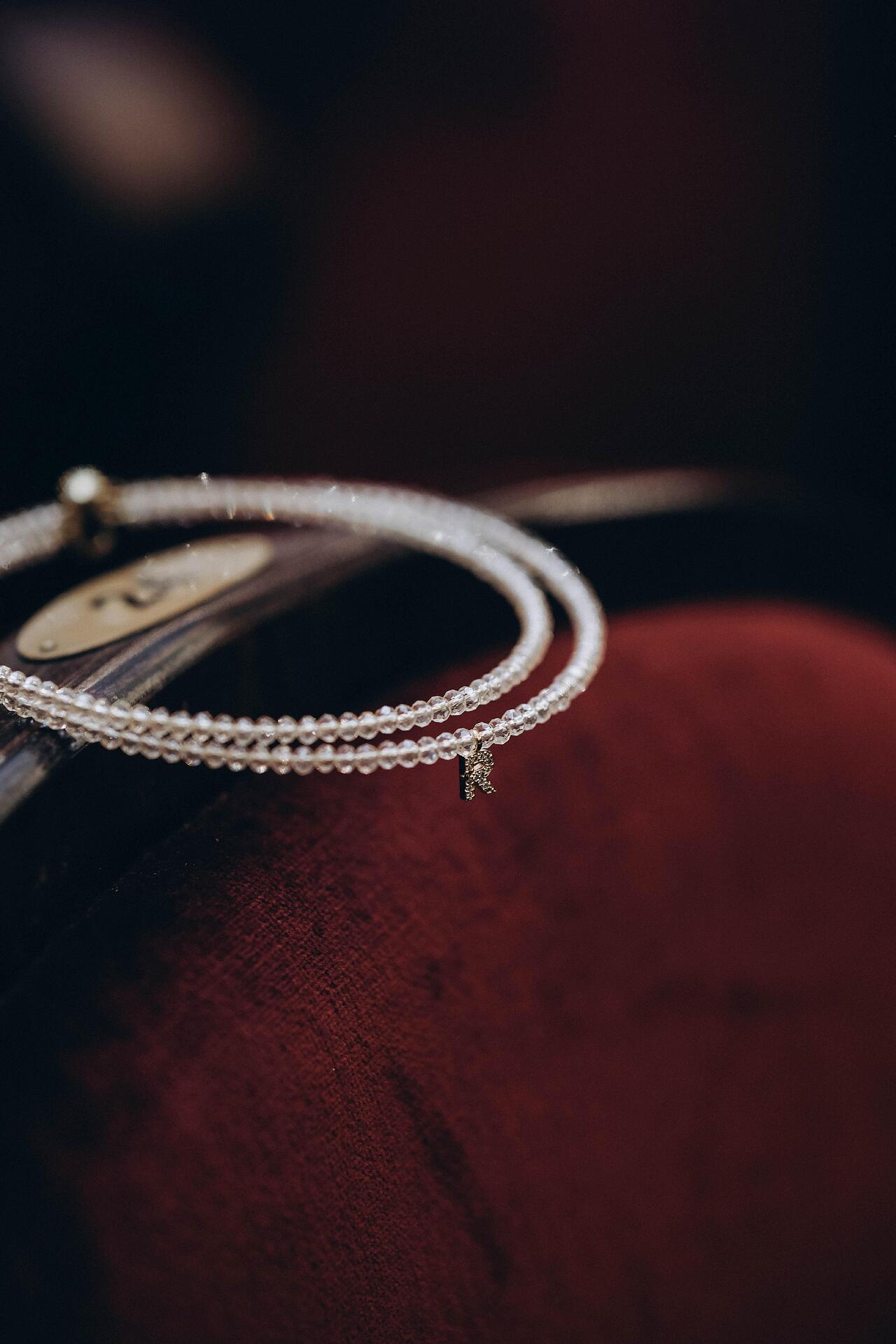 Solid necklace in beige: Rubbins