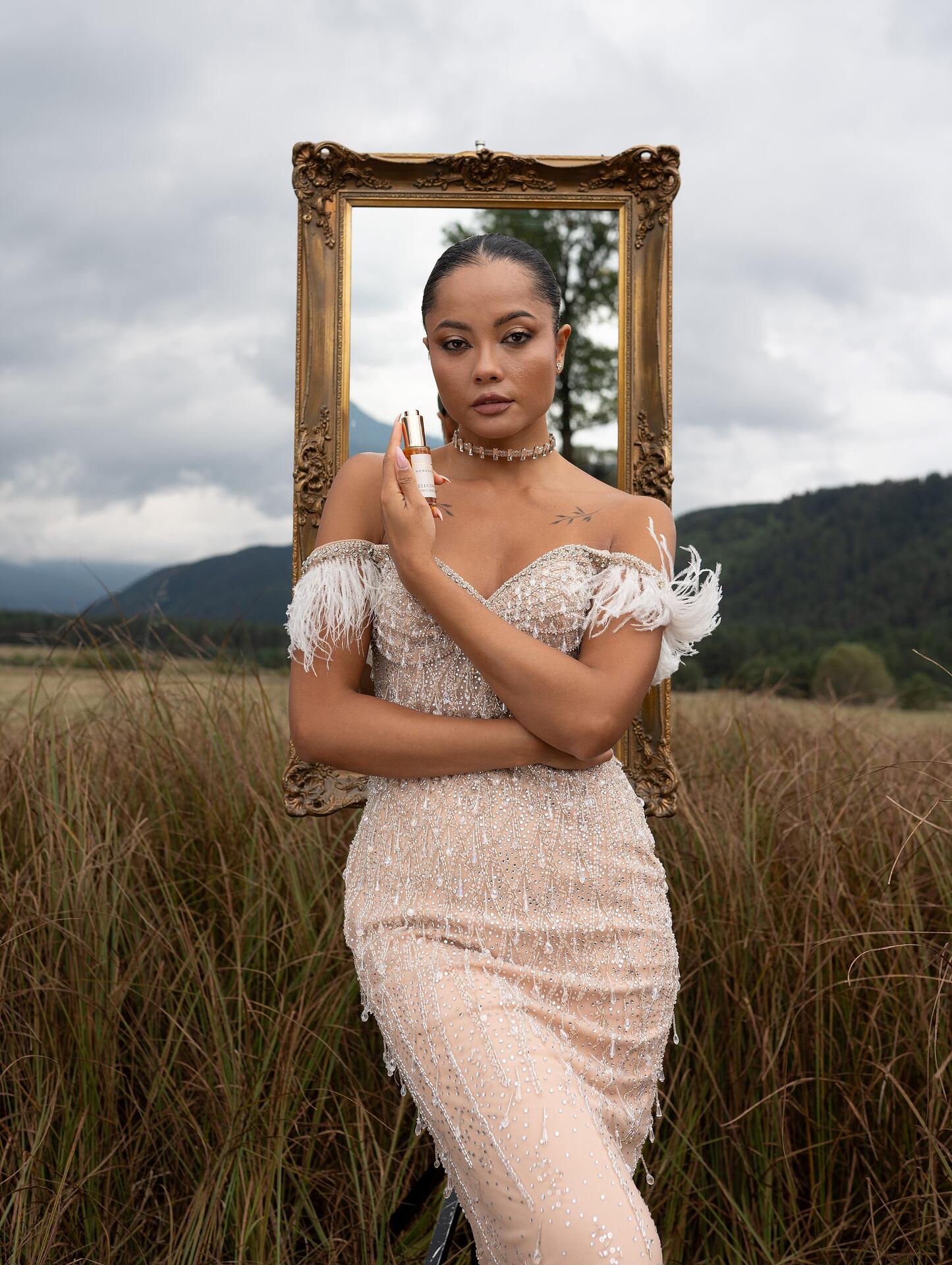 Evening dress with crystals in nude color: Tiana