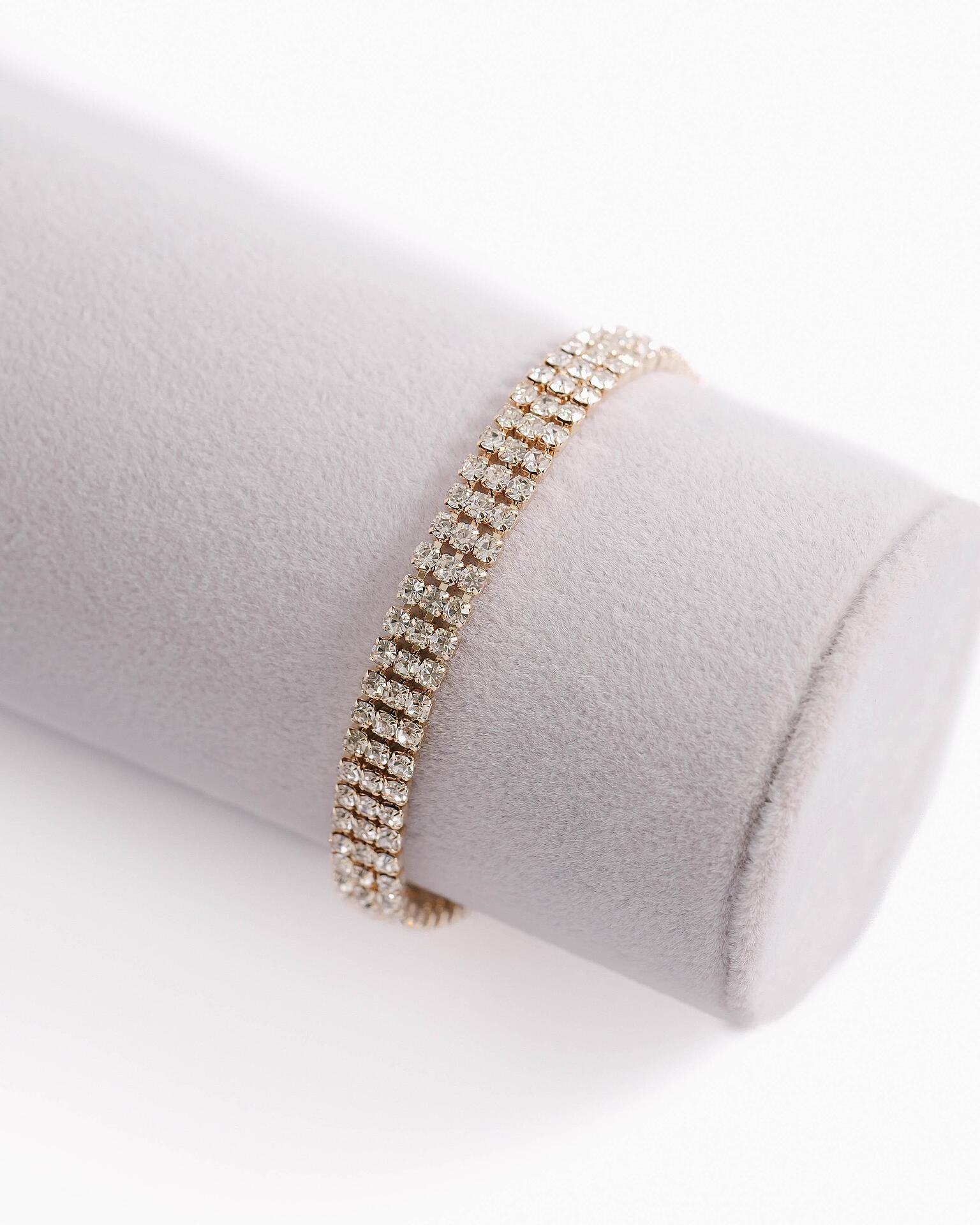 Thin gold bracelet